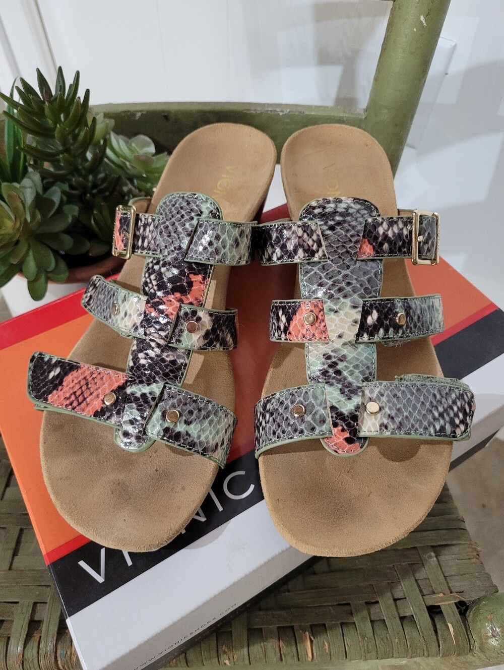 Vionic Women’s Radia Park Mint Snake-Print Slide Wedge Comfort Sandals Sz 9 Wide